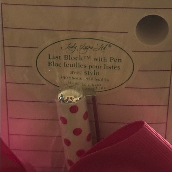 Charming Pink Bow Notepad& Pen set - Picture 5 of 6